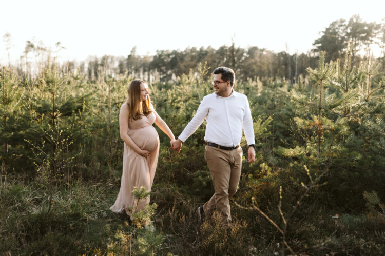 sesja ciążowa rodzinna w lesie Śląsk Żory