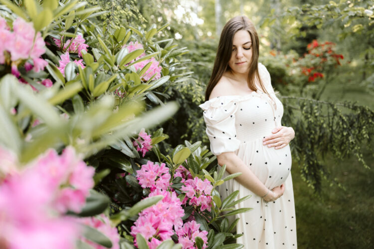sesja ciążowa w ogrodzie botanicznym